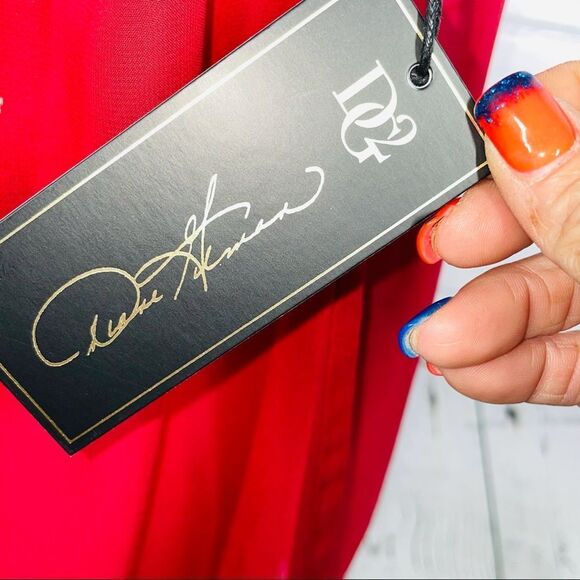 NWT Diane Gilman Red Blouse with Sequin Tank - Medium - Picture 15 of 16